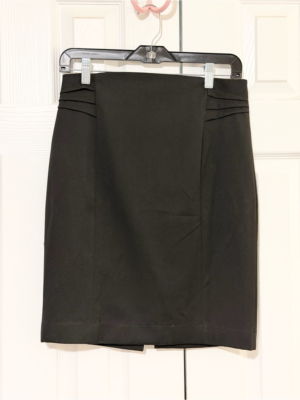 Express Black Pencil Skirt with Waist Pleats